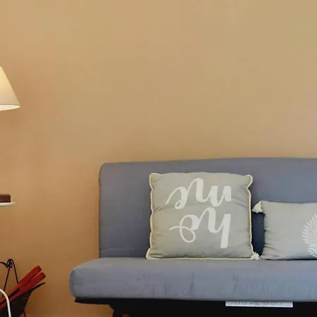 Lemon Front Apartment, Daire Nikiti (Sithonia)