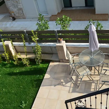 Lemon Front Apartment, Daire Nikiti (Sithonia)