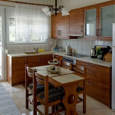 Lemon Front Apartment, * Nikiti (Sithonia)