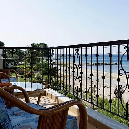 Lemon Front Apartment, * 니키티