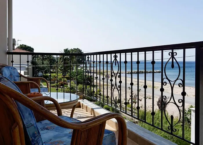 Lemon Front Apartment, * 니키티